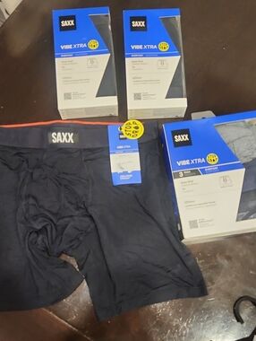 Saxx Vibe Xtra Men's Black Boxer Briefs with Red Trim